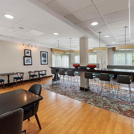 Hampton Inn Nanuet Dış mekan fotoğraf